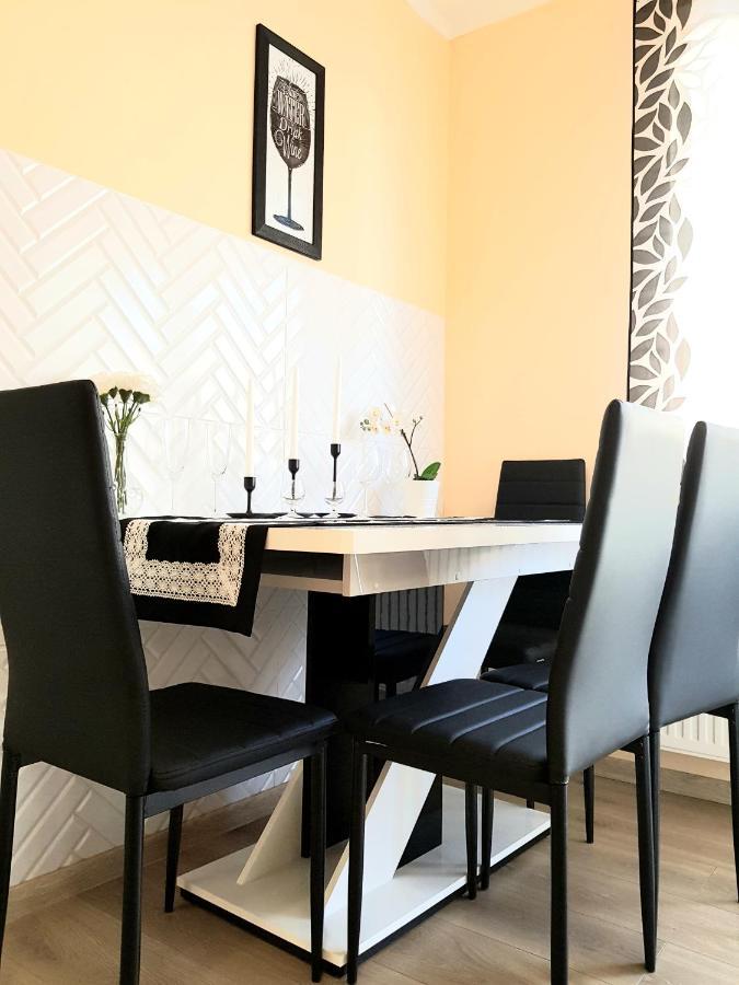 Apartment Glamour Downtown Balcony Krakow Ngoại thất bức ảnh